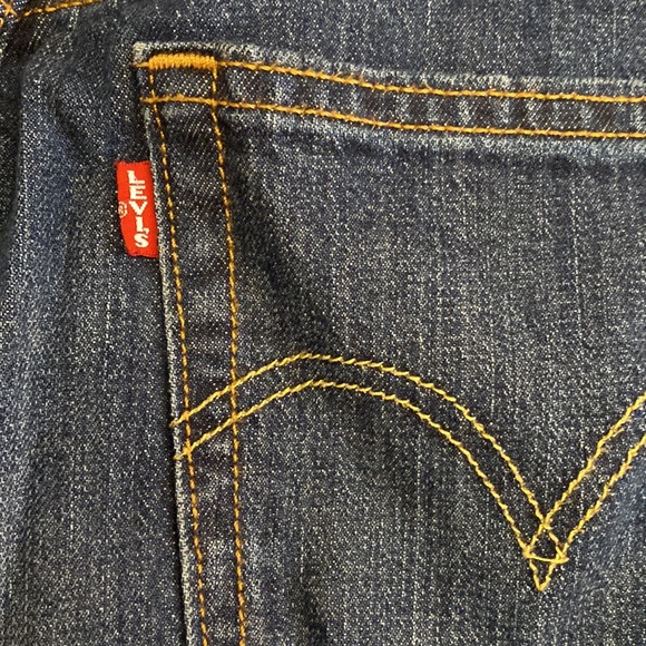 Levi’s 501 S Cropped Jeans - Picture 4 of 7